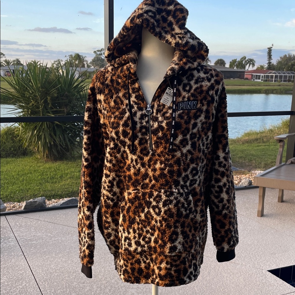 PINK Victorias Secret Brown Leopard Animal Print Teddy Jacket NWT SZ M. Festival